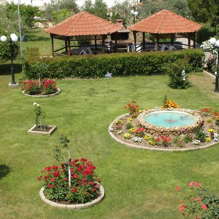 Hotel Katerina Keramotí Exterior foto